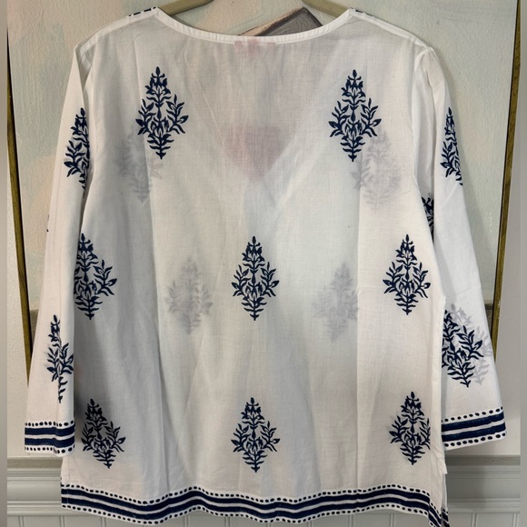 RATAN JAIPUR White And Blue Floral Vneck Casual Summer Cotton Blouse Size Medium - Picture 5 of 6